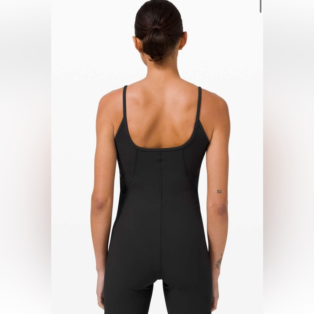 Ribbed Contoured Unitard 6” - Picture 5 of 10